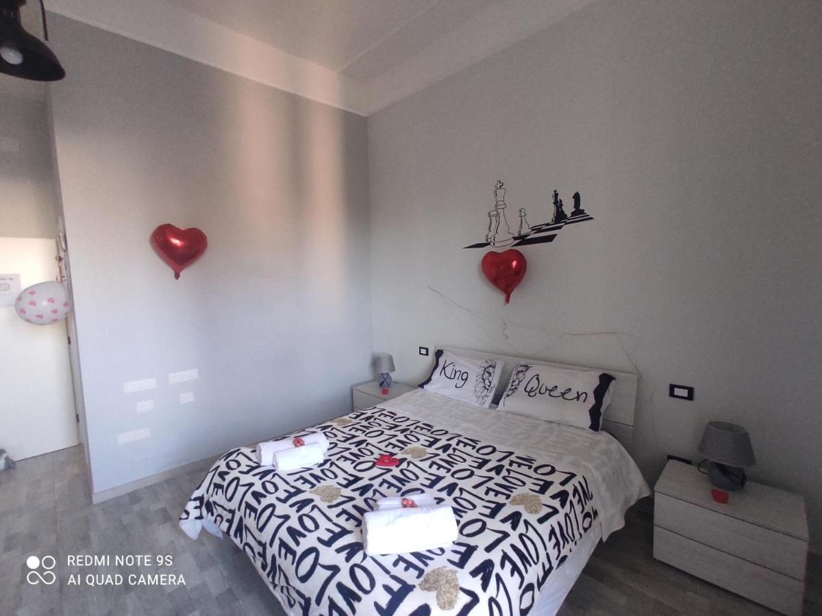 Scacco Matto Holiday House ตารันโต ภายนอก รูปภาพ
